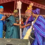 Makinde Presents Staff Of Office To New Asigangan of Igangan