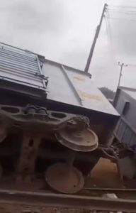 Commuters Stranded As Train Derailment Causes Gridlock In Omi-Adio, Ibadan