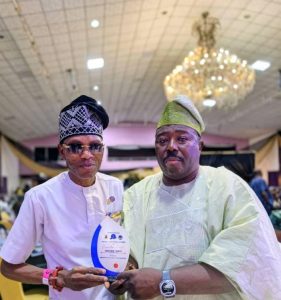 Oyo NUJ Commends Pensioners FM GM Babatunde Tiamiyu On Indigenous Newscaster Of The Year Award