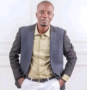 LAUTECH Felicitates Akeem Abas, Urges Deeper Relationship