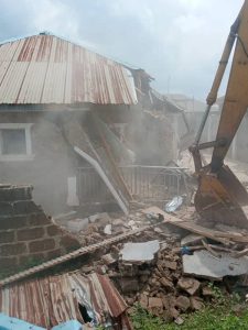[PHOTOS]: Oyo Govt Demolishes Building Used By Kidnappers Of Adelabu’s Sister, Nephews