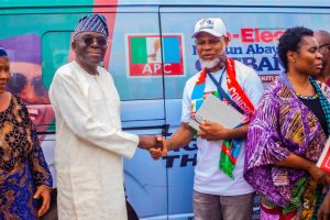 APC Mpumalanga Chairman Donates Campaign Vehicle For Oyebanji’s Re-Election, Urges Support For Tinubu